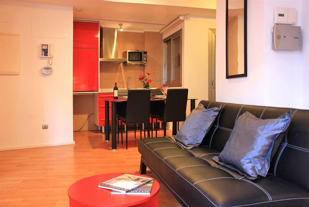 Like Apartments Lonja Валенсия Екстериор снимка