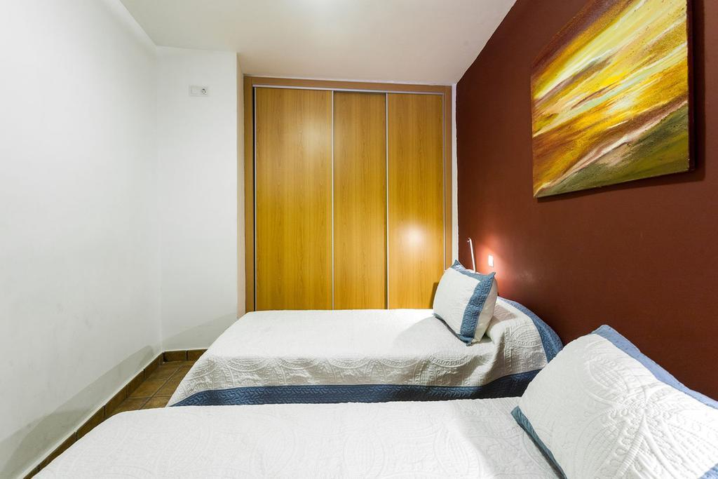 Like Apartments Lonja Валенсия Екстериор снимка