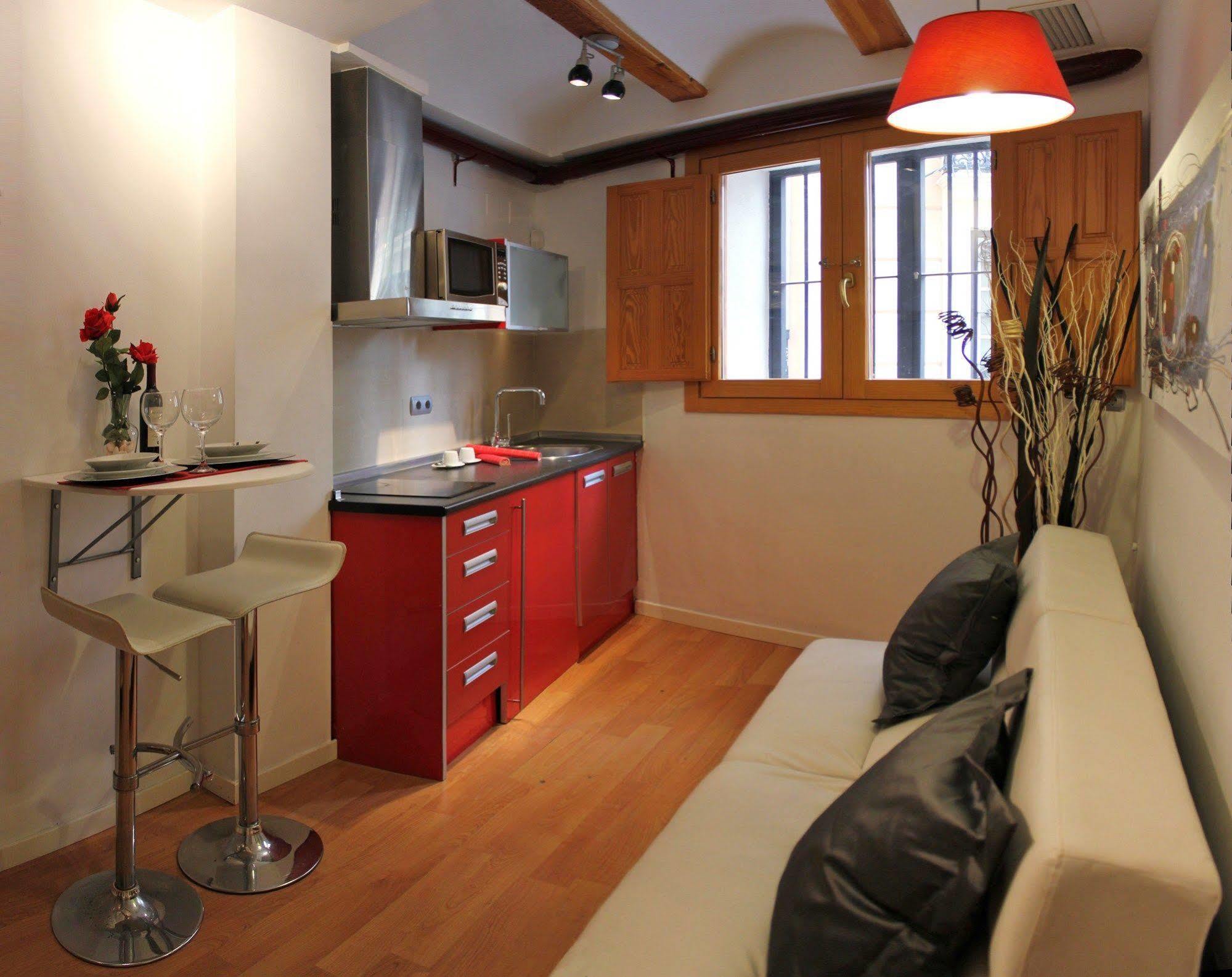 Like Apartments Lonja Валенсия Екстериор снимка